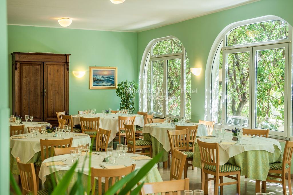 Pellegrino Palace Hotel ヴィエステ エクステリア 写真